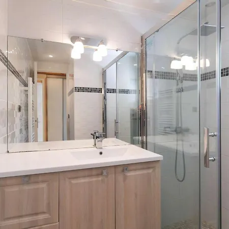 Chalet 3 6 Pers, Navette, Parking, Animaux Admis - Fr-1-401-263 木屋